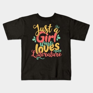 Just A Girl Who Loves Literature Gift graphic Kids T-Shirt